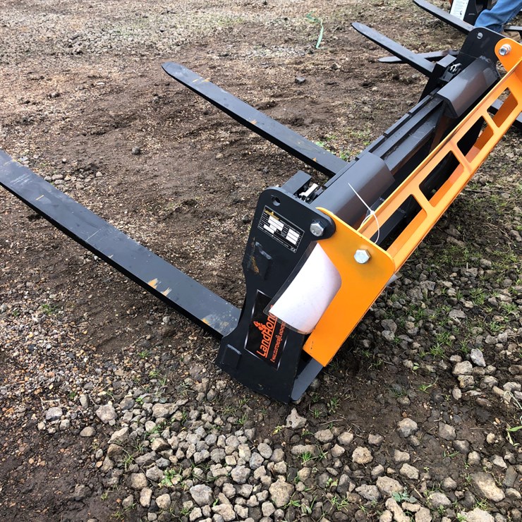 #33 • 42” PALLET FORKS