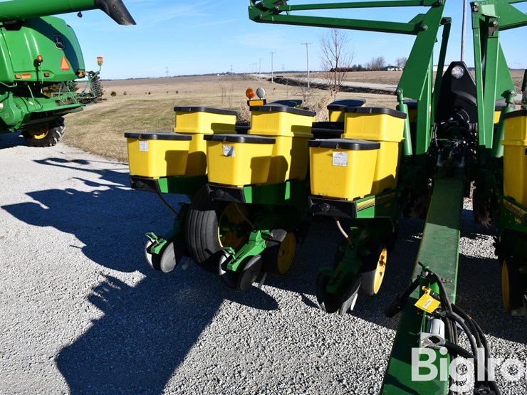 john-deere-1760-image-10