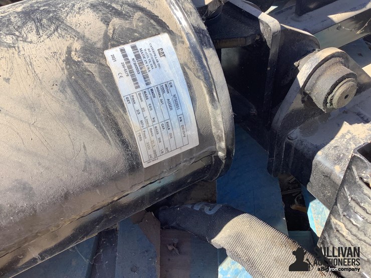 caterpillar-post-hole-auger-attachment-image-19