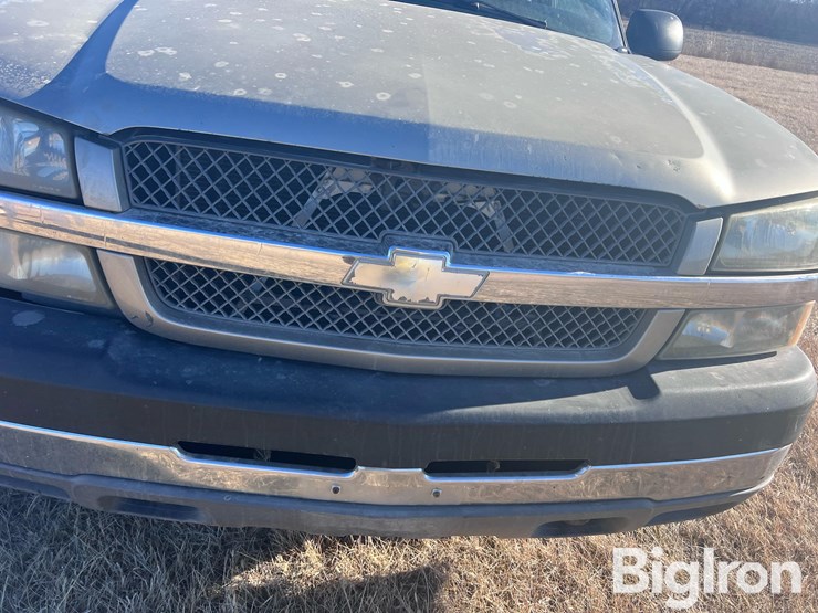 2003-chevrolet-silverado-2500-image-17