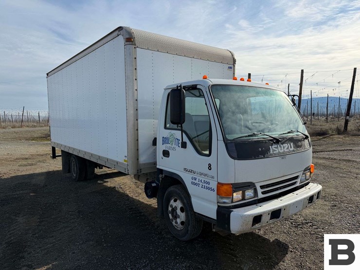 2005-isuzu-npr-image-7