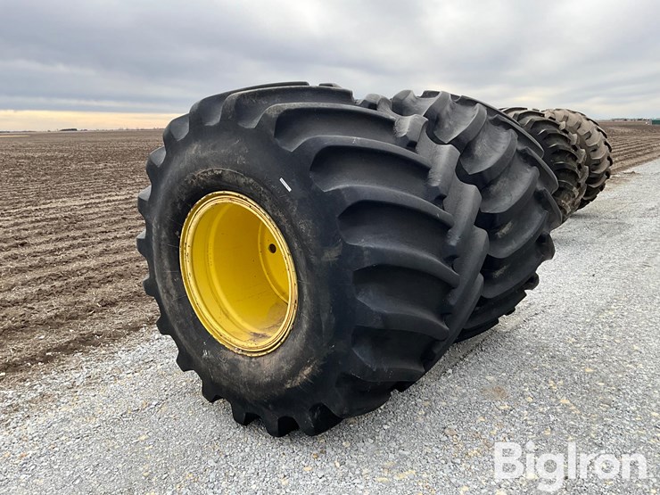 john-deere-10-image-1