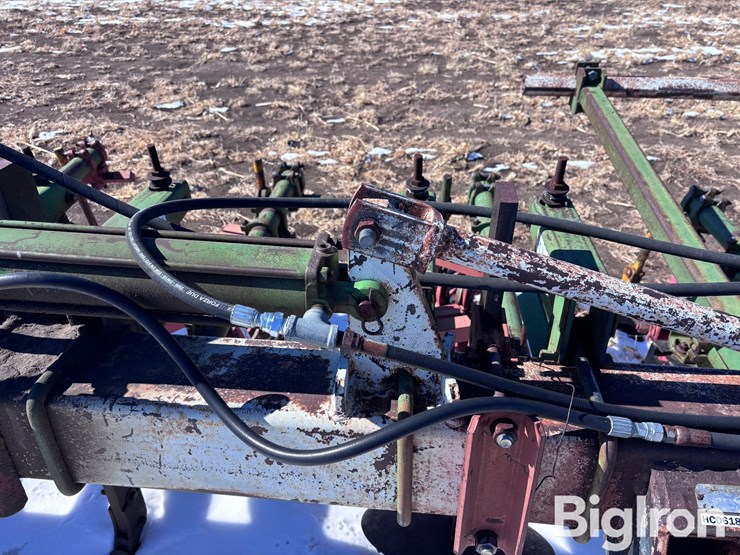 kmc-folding-3-pt-rolling-cultivator-image-16