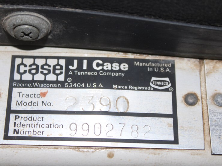 #1012-•-case-2390-tractor-image-58