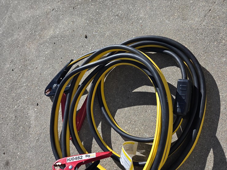 jumper-cables-image-8