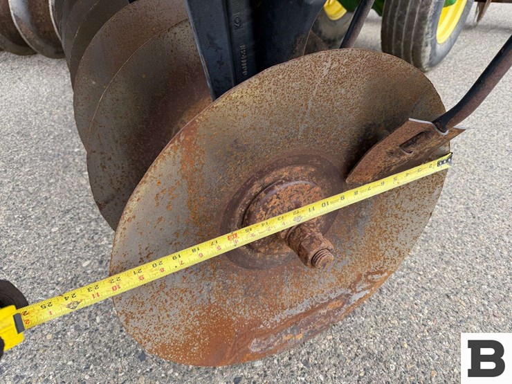 john-deere-650-image-21