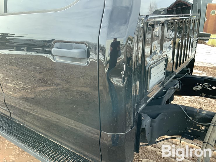 2019-ford-f550-xl-image-17