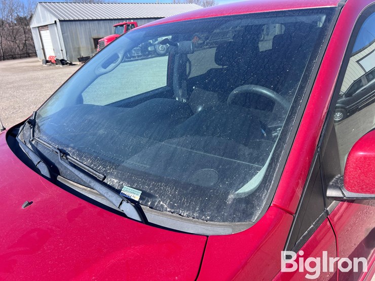 2013-dodge-grand-caravan-sxt-image-16