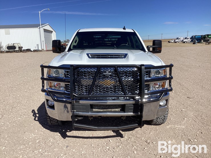 2019-chevrolet-silverado-2500-image-2