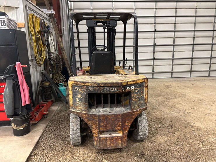 caterpillar-v50d-image-2