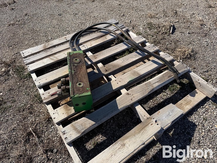 john-deere-30-image-7