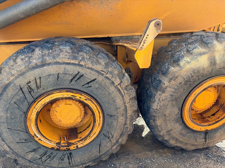 2017-volvo-a25g-image-5