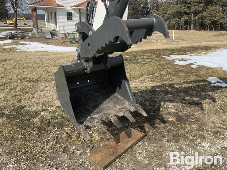 2024-bobcat-e55-image-16