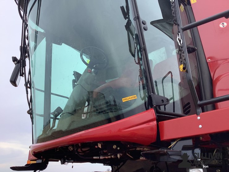 2021-case-ih-8250-image-10