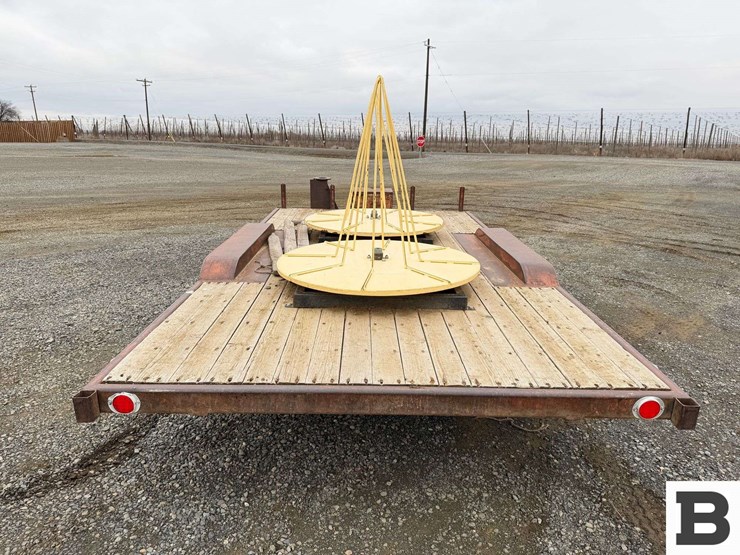 1969-custom-trailer-image-4