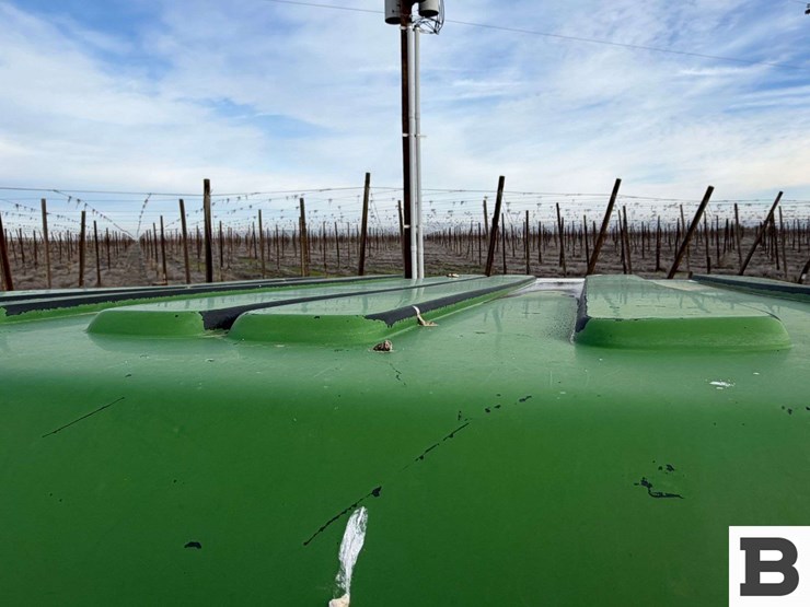 1989-john-deere-4755-image-35