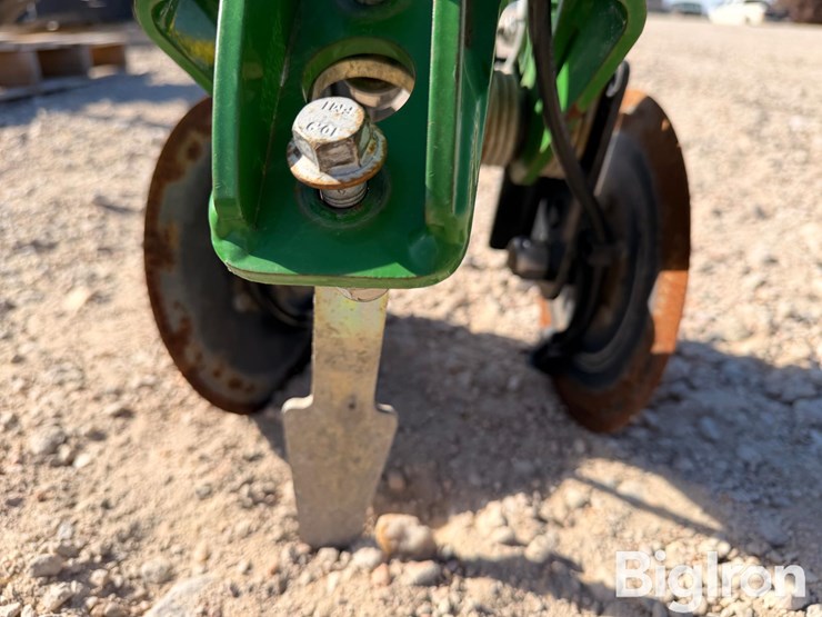 john-deere-db80-image-8