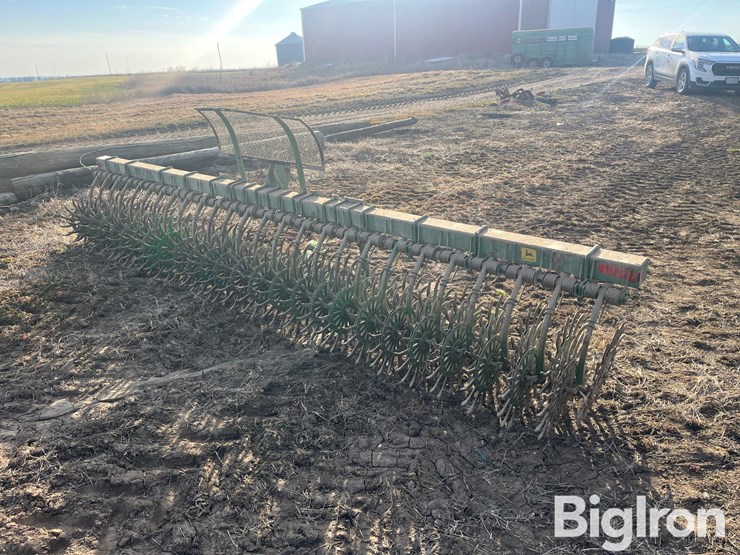 john-deere-400-image-5