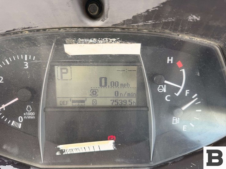 2016-kubota-m5-091-image-39