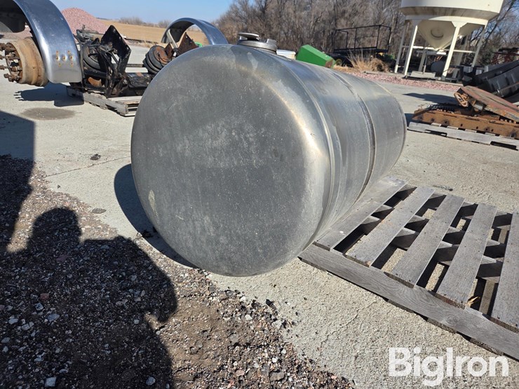 2021-alumitank-aluminum-fuel-tank-image-7