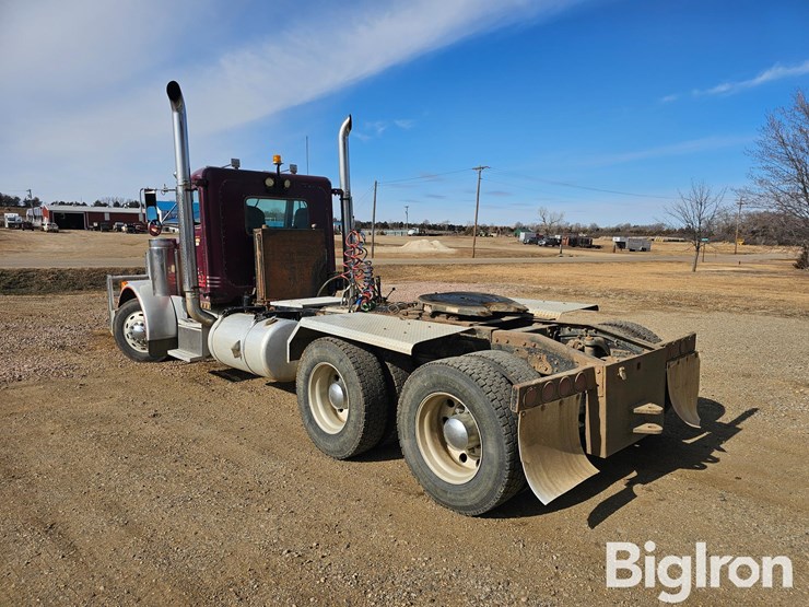 1996-peterbilt-379-image-7