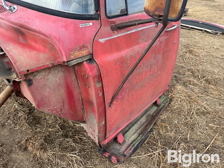 international-b-image-10