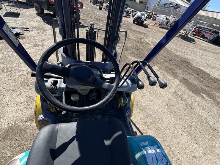 komatsu-fg25t-12-image-17