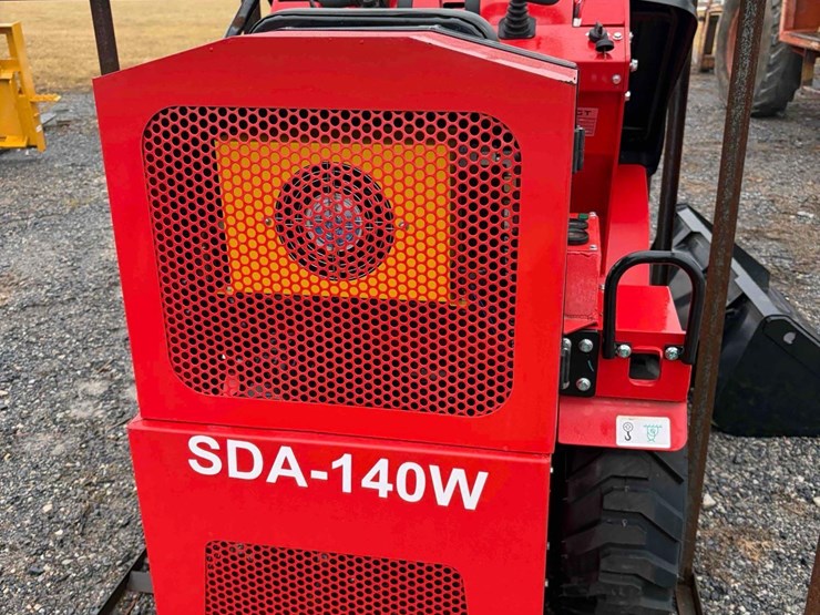 agt-sda-140w-rubber-tire-loader-image-6