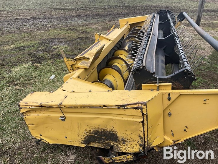 new-holland-2326-image-4