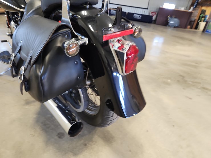 2005-harley-davidson-flsts-softail-springer-classic-motorcycle-image-27