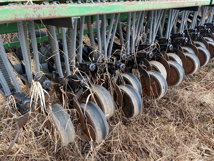 great-plains-solid-stand-30-image-14