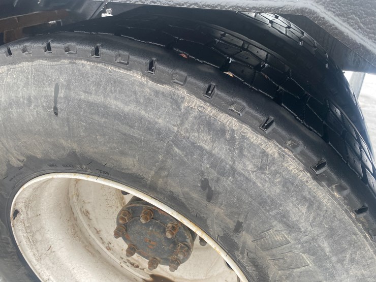 #1145-•-2009-mack-gu713-semi-tractor-(has-wi-title)-(mosinee,-wi)-image-67