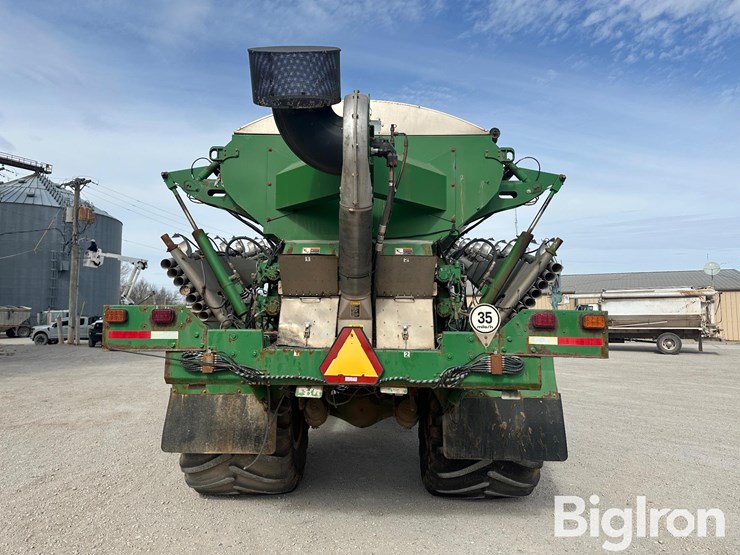 2018-john-deere-f4365-image-6