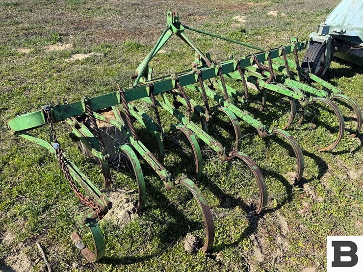 john-deere-10-image-5