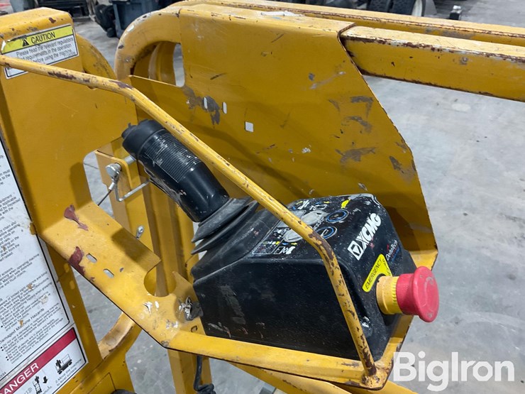 2021-massey-ferguson-730-image-15