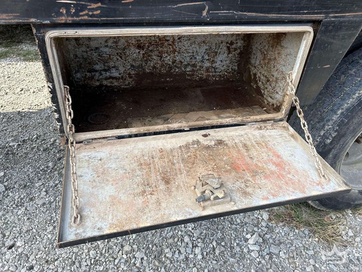 2011-troxell-vacuum-image-9