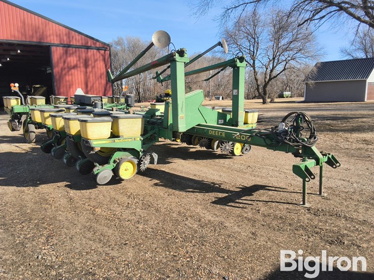 1991-john-deere-7200-image-3