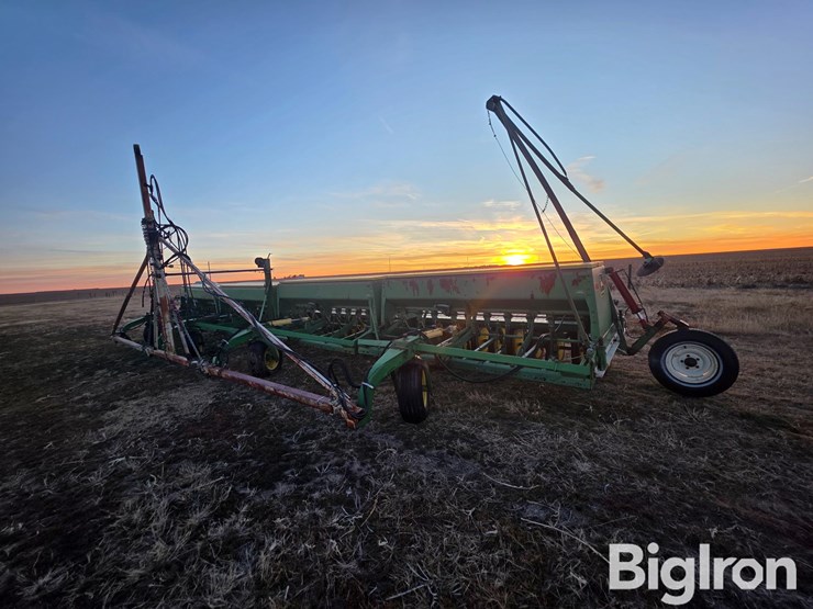 john-deere-9300-image-1