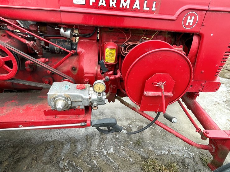 #3206-•-farmall-h-tractor-image-20