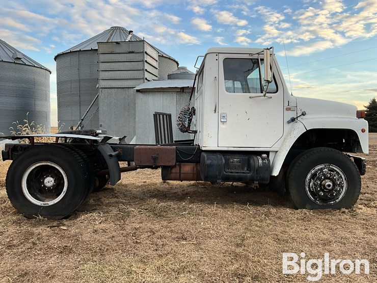 1984-international-s1955-image-4