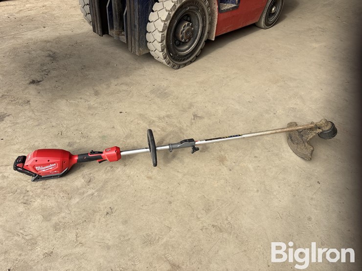 skid-of-milwaukee-power-tools-image-18