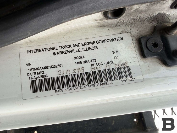 2007-international-durastar-4400-image-50