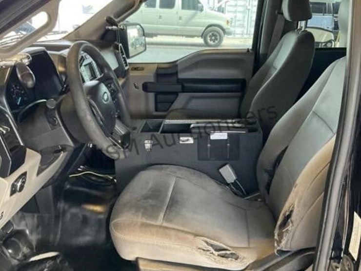 2020-ford-f150-image-21