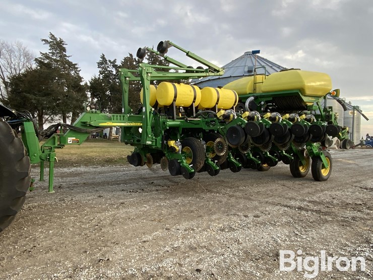 2006-john-deere-1790-ccs-image-10