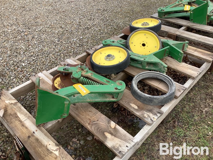 john-deere-1775-image-7