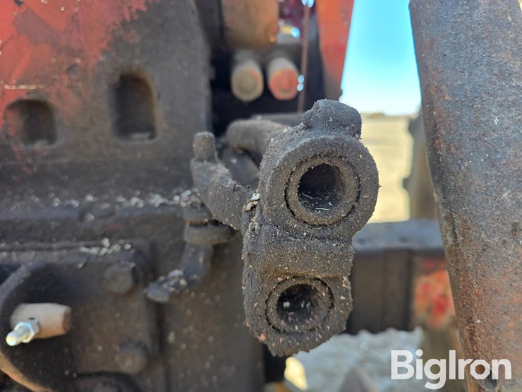 1965-international-656-image-14