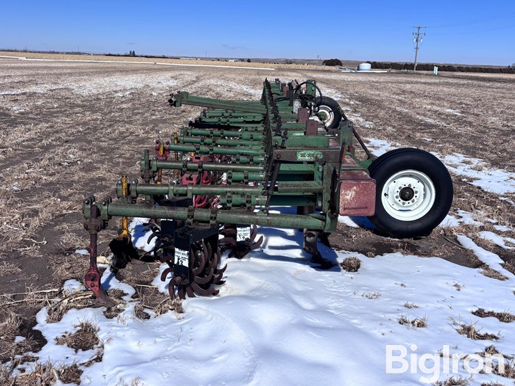 kmc-folding-3-pt-rolling-cultivator-image-4