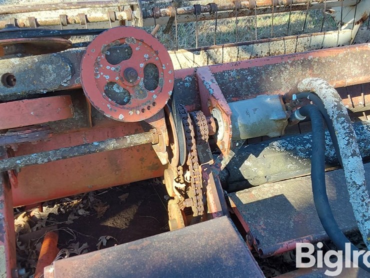 hesston-1014-image-17