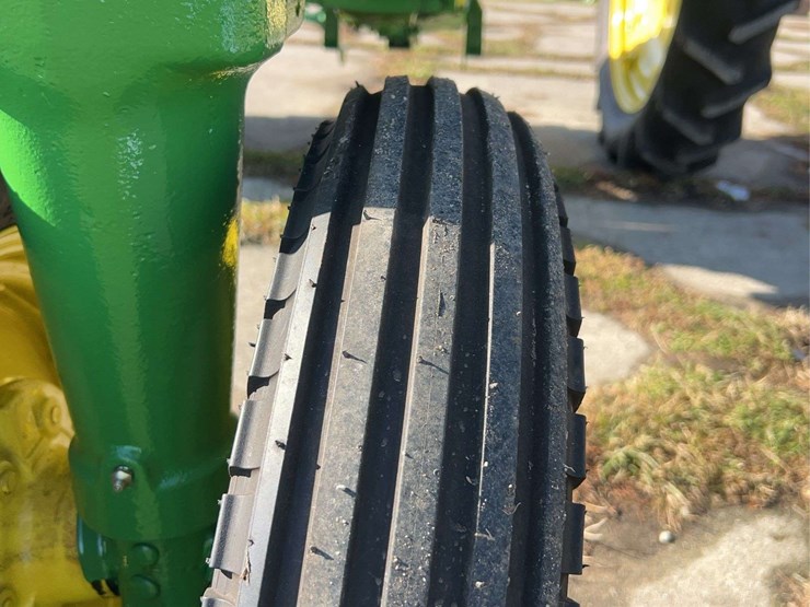 john-deere-model-b-image-18