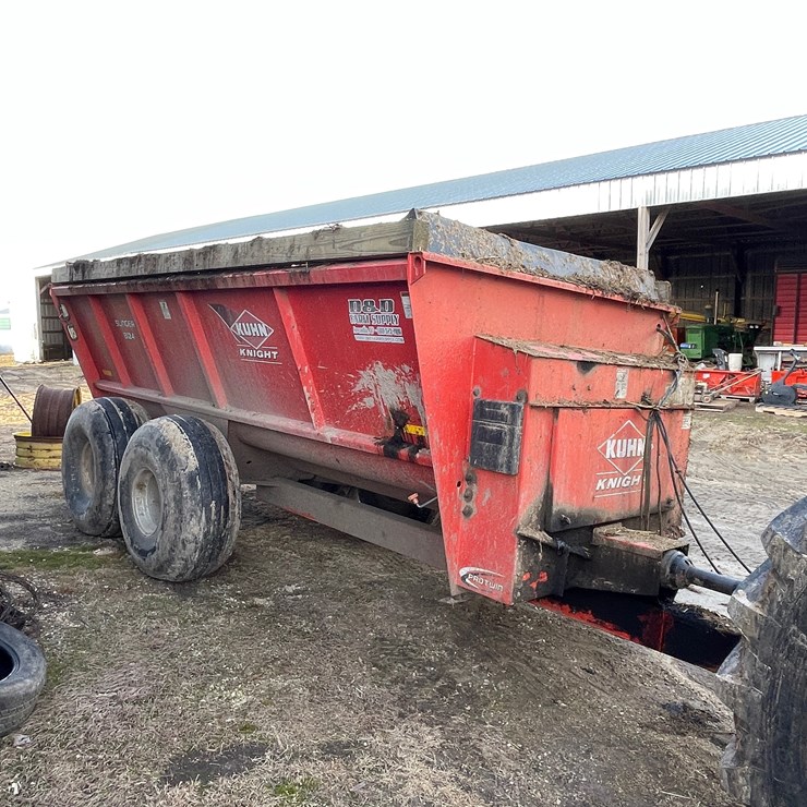 KUHN KNIGHT 8124